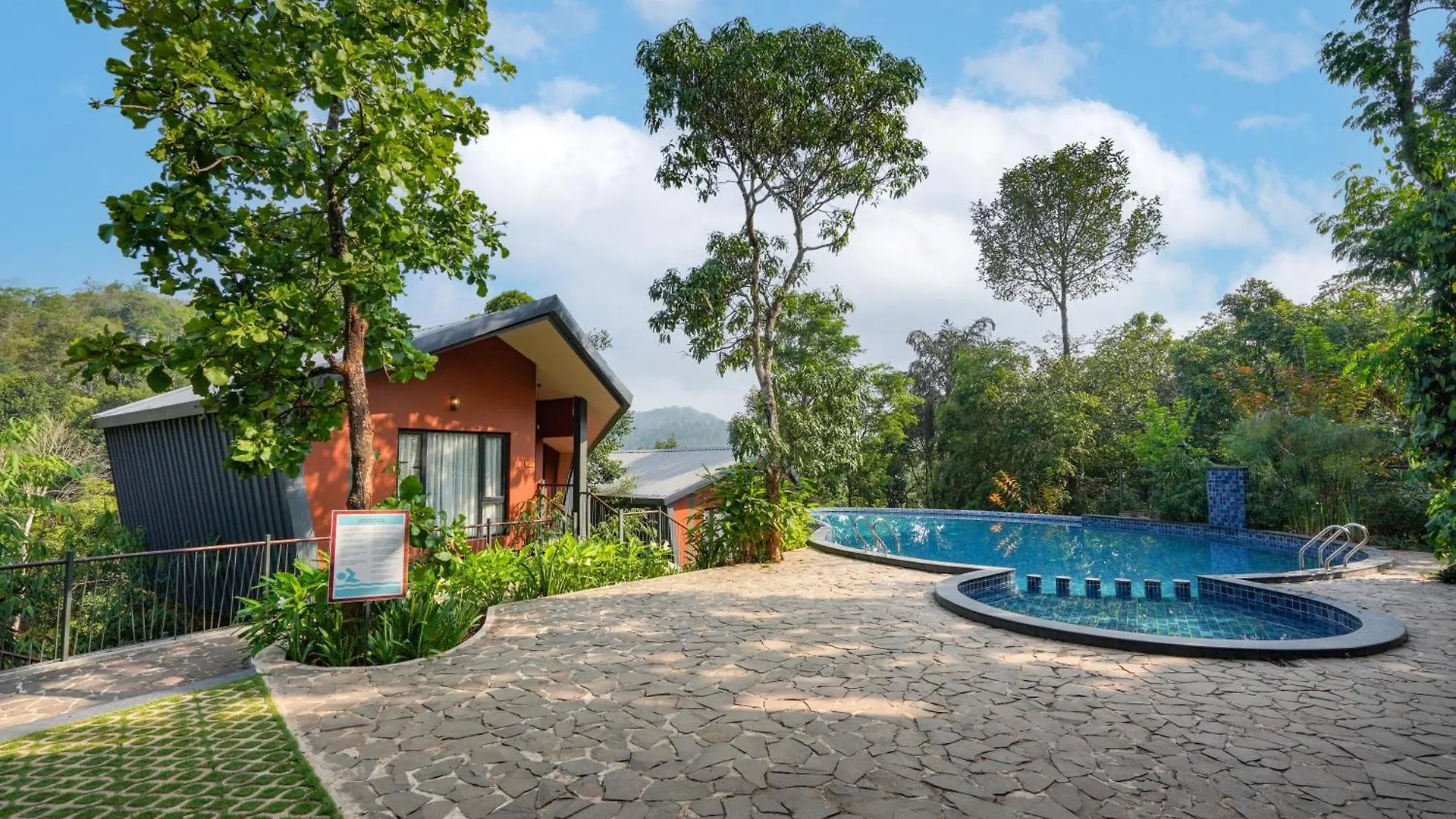 Vyna Hillock Resort And Spa 비티리 샬레